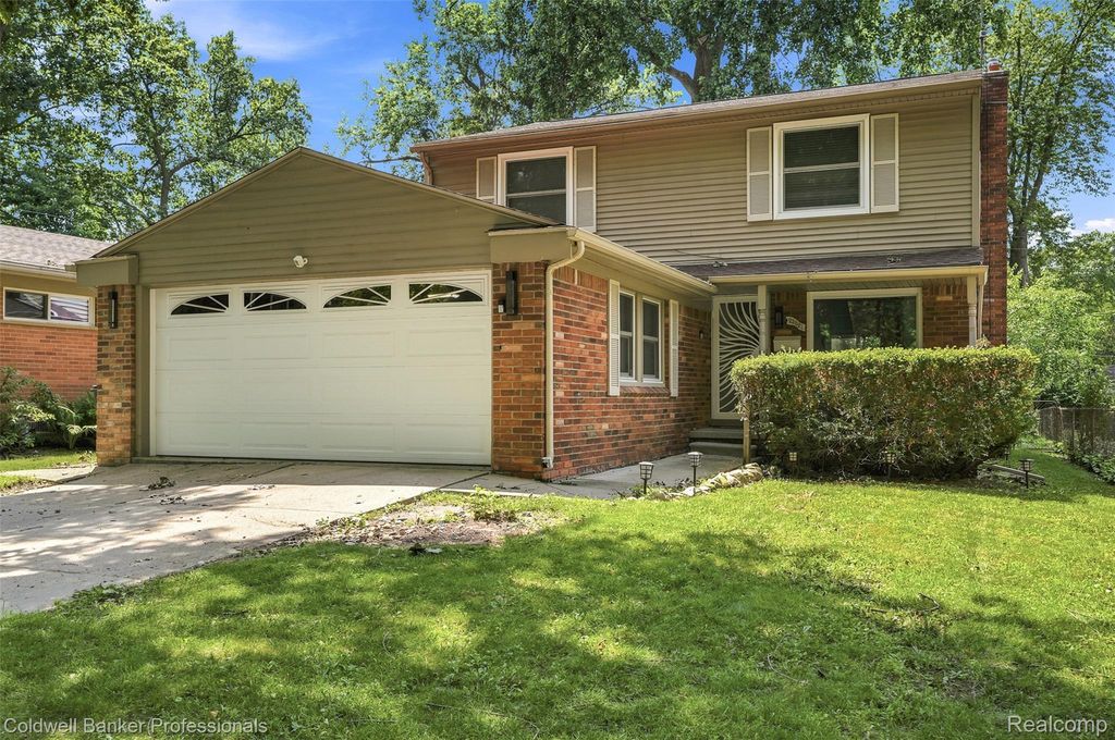 23821 Manistee Street, Oak Park city