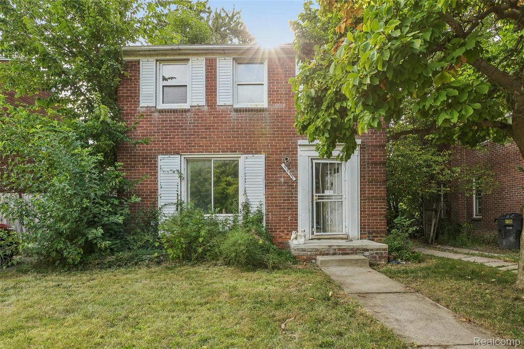 5935 Cadieux Road, Detroit city