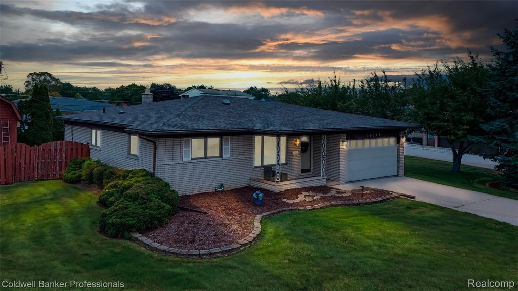 36544 Thomas Drive, Sterling Heights city