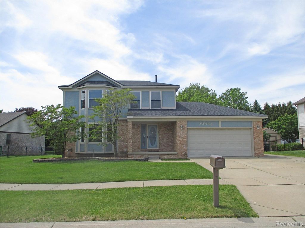 33443 Paoletti, Fraser city