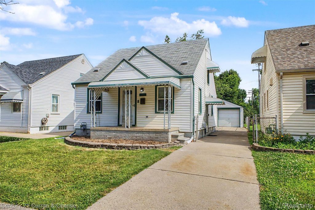 21032 Carlysle Street, Dearborn city