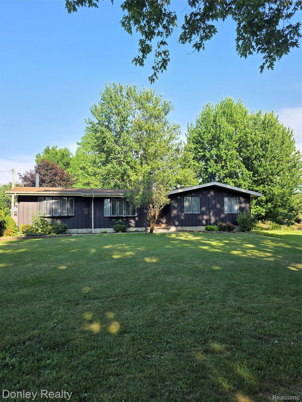 7311 Arendt Road, Speaker township