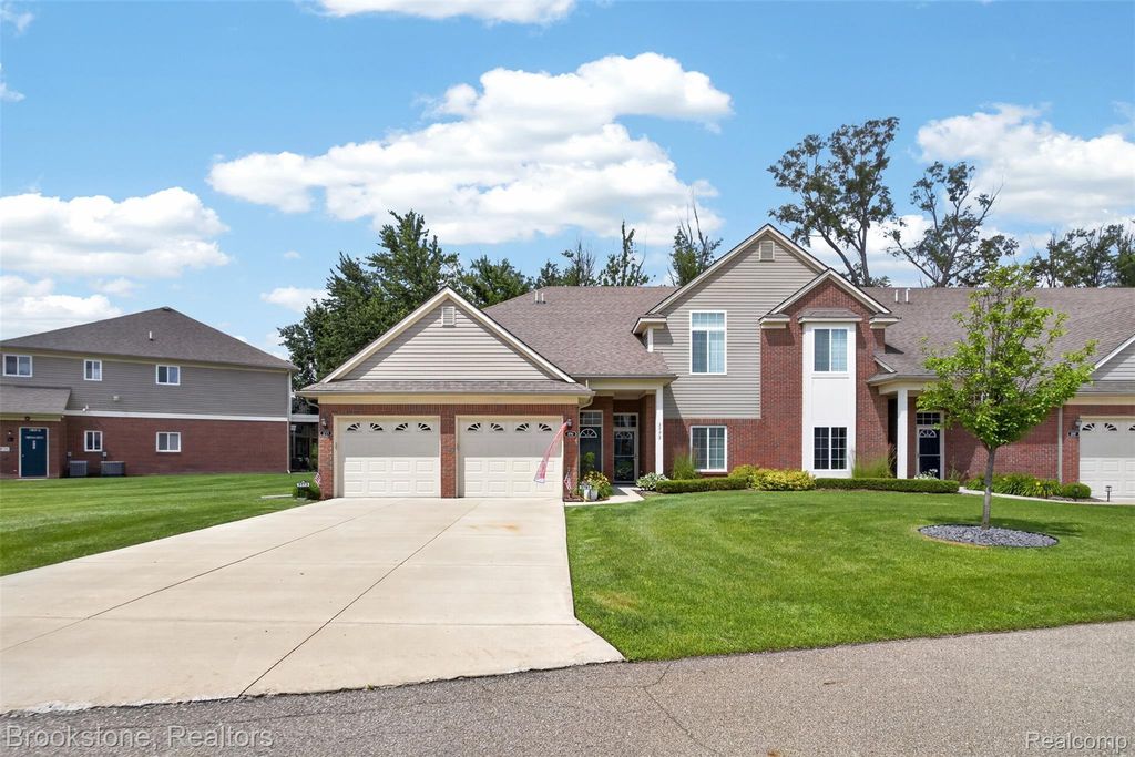 3773 Eagle Creek Drive, Shelby charter township