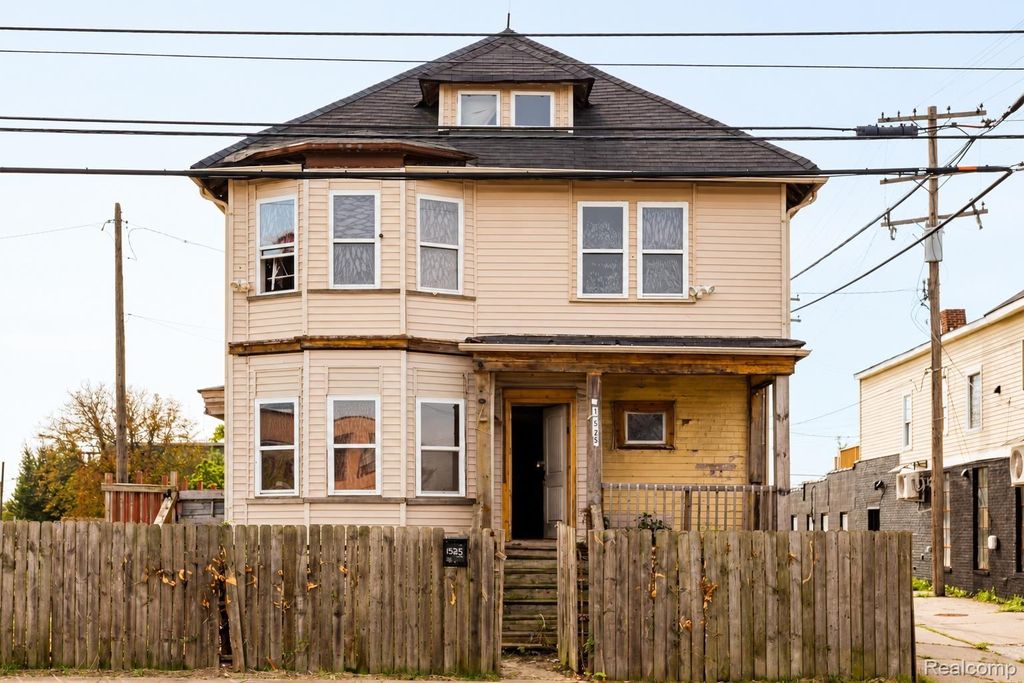 1525 Spruce Street, Detroit city