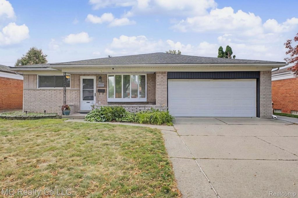 13644 Joyce Drive, Warren city