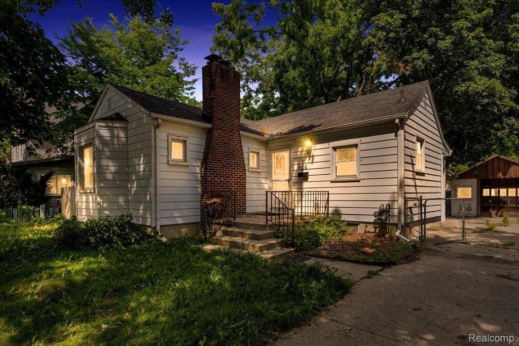 624 N Prospect Road, Ypsilanti city