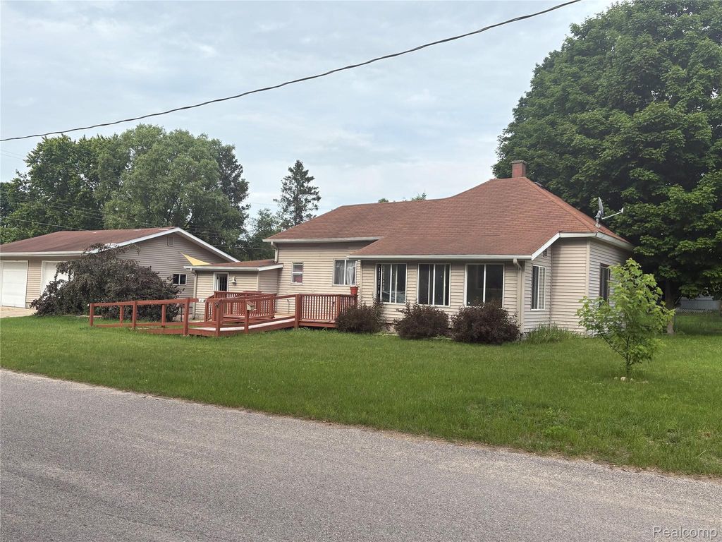 221 Alvin Street, Springville township