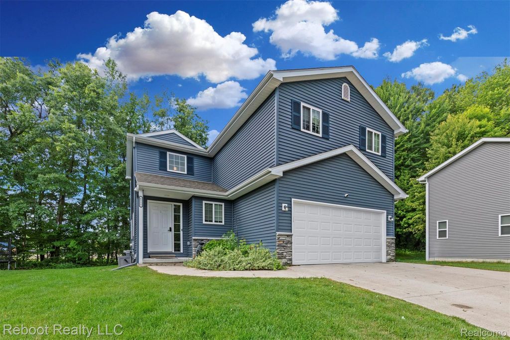 6555 Skylar Lane, Waterford charter township