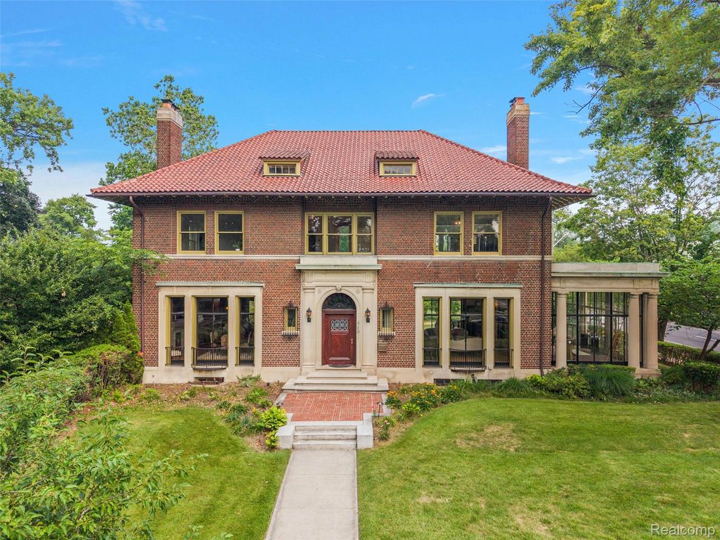 610 W Boston Boulevard, Detroit city