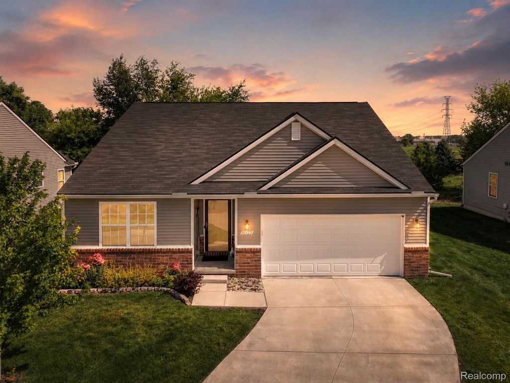 10125 Swan Lake Circle, Ypsilanti charter township