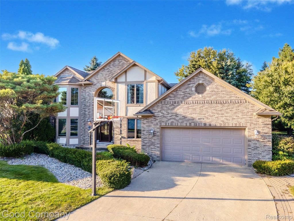 14973 River View Court, Sterling Heights city