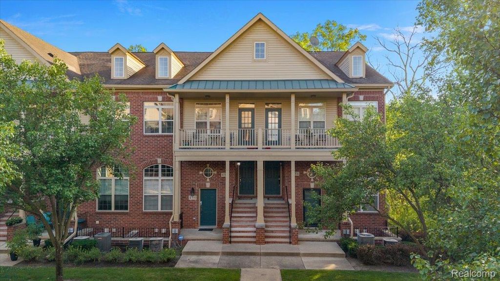 456 Boardwalk Drive, Walled Lake city