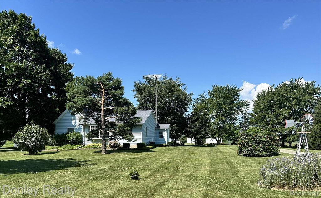 25 Bulgrien Road, Moore township