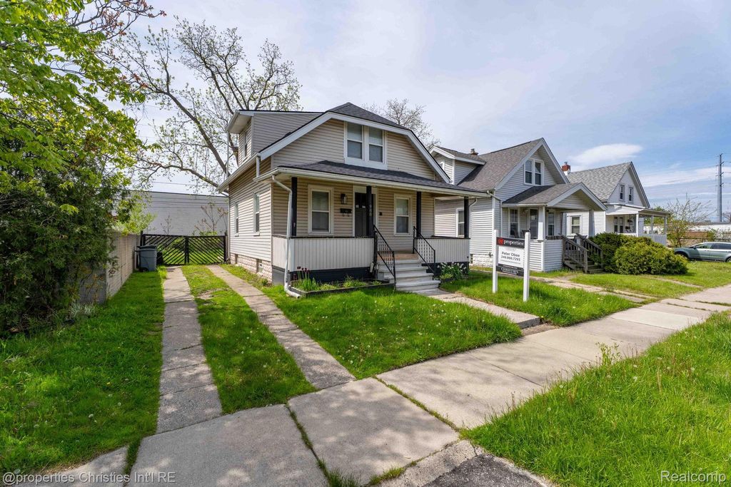 988 E Troy Street, Ferndale city