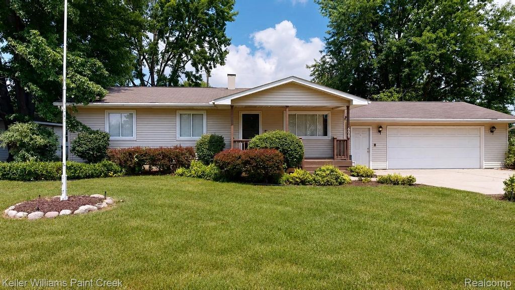 606 Scott Street, Marine City city