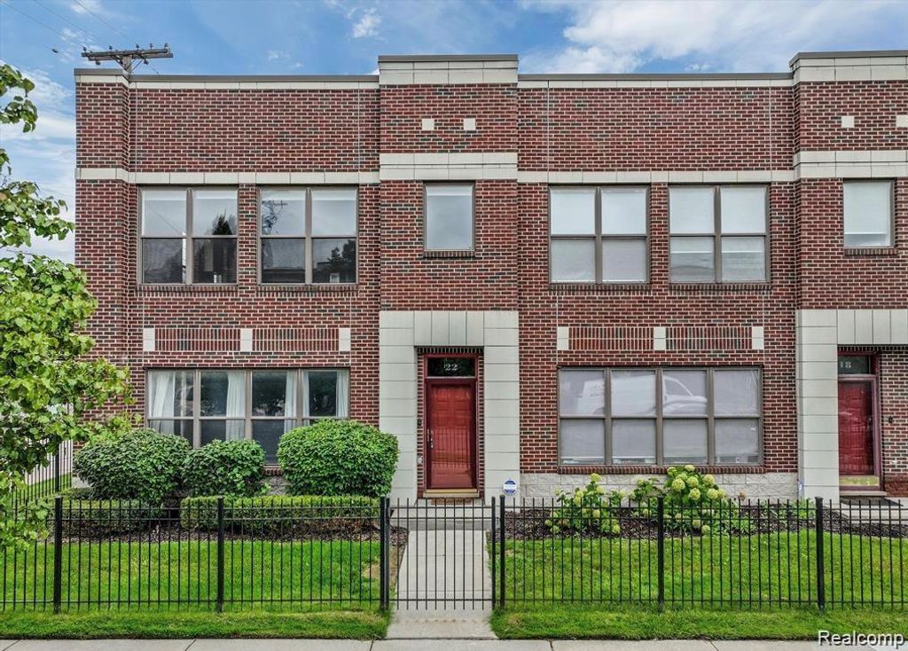22 Pallister Street, Detroit