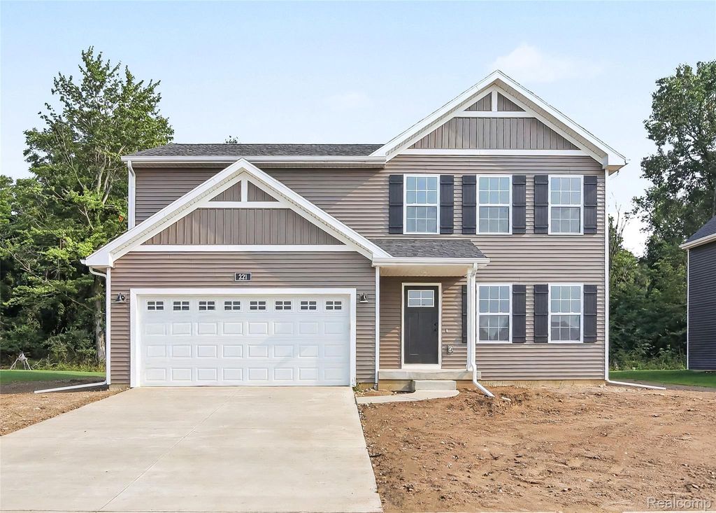 221 Wildflower Drive, Hillsdale city