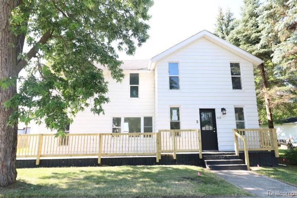 117 E Main Street, Forest township