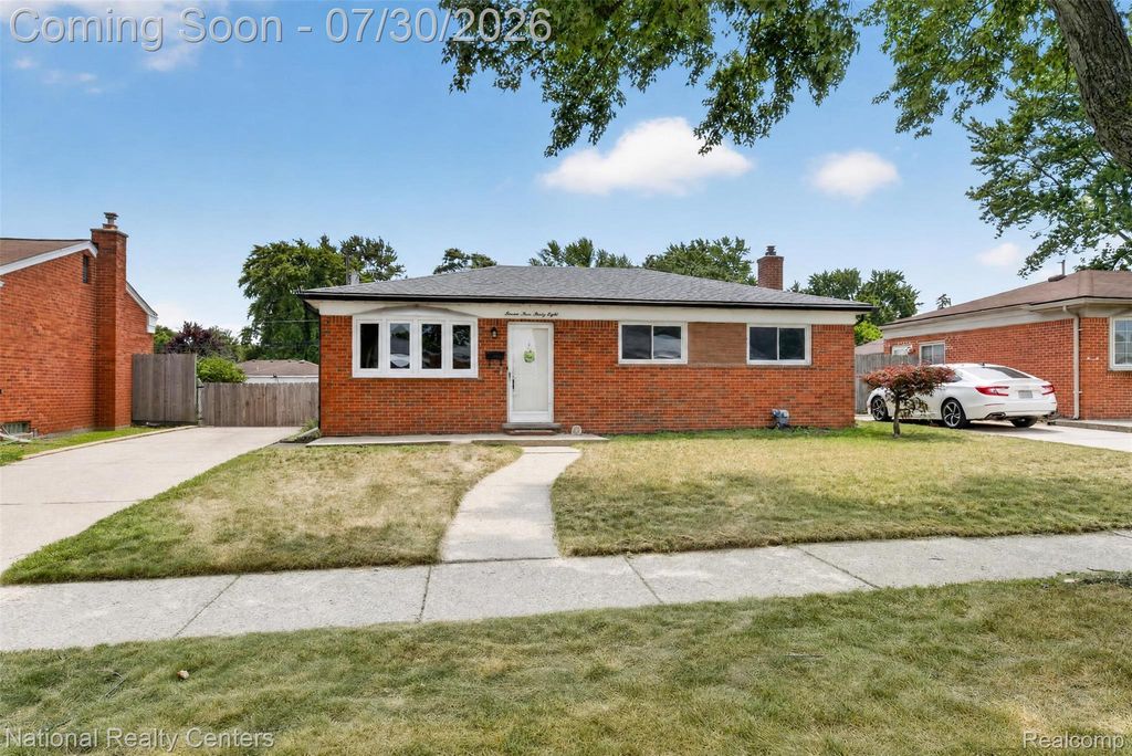 11338 Dale Avenue, Warren