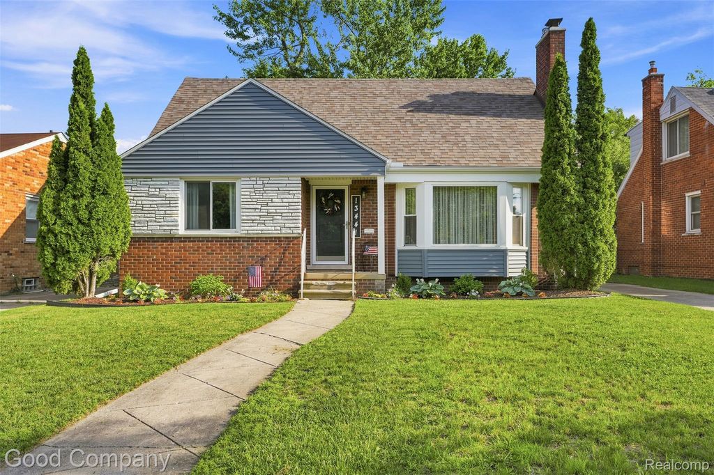 13441 Oak Park Boulevard, Oak Park city