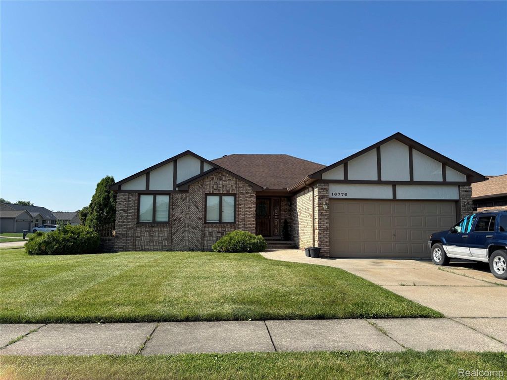 16776 Sarno Drive, Macomb township