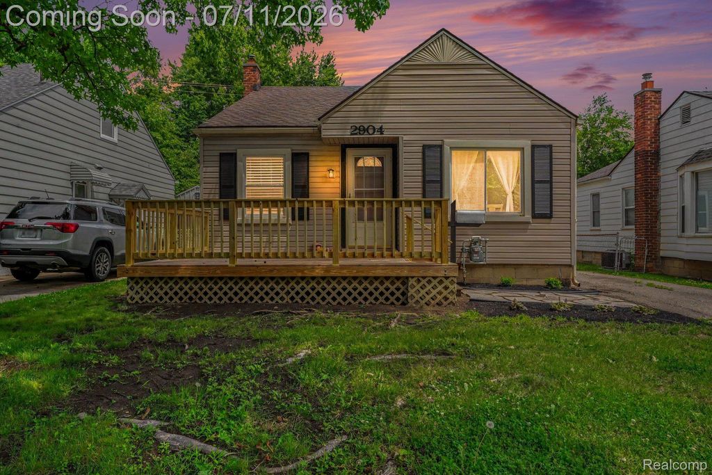 2904 Crooks Road, Royal Oak city