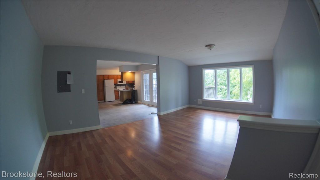 510 Pleasant Street 4, Charlotte