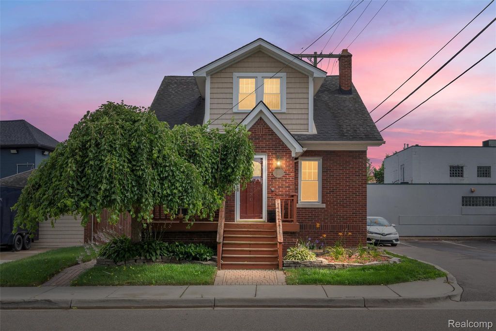 7830 Summers Street, Utica city