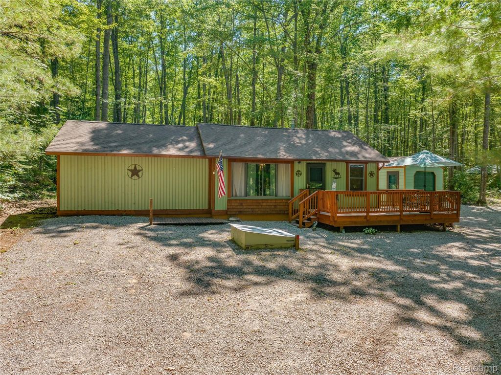 371 Dyer Road, Rose City city