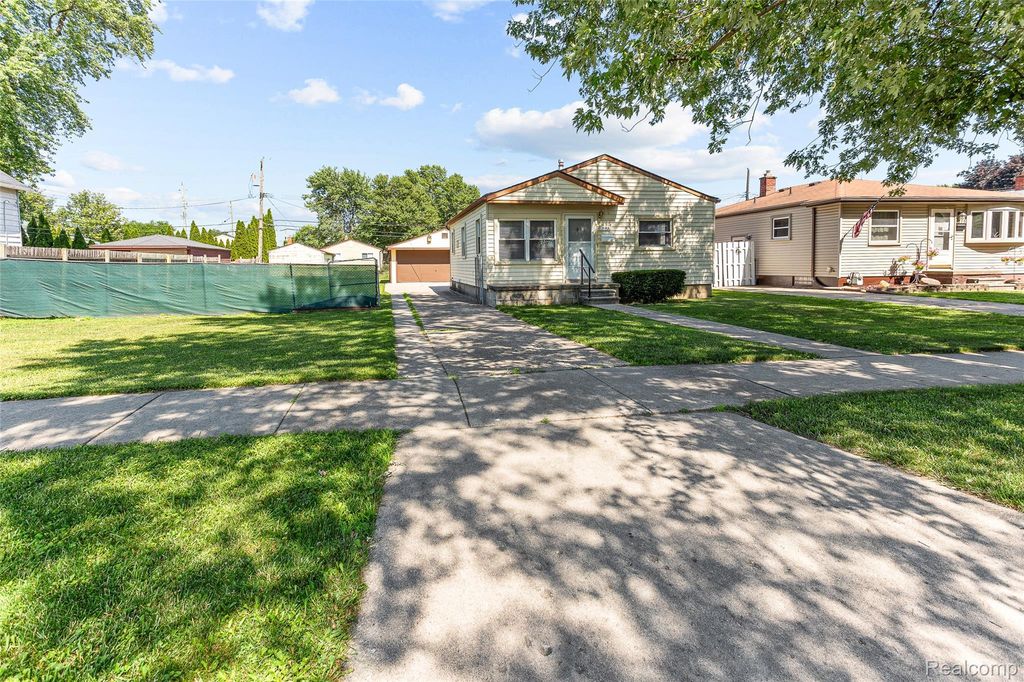7173 Dudley Street, Taylor city
