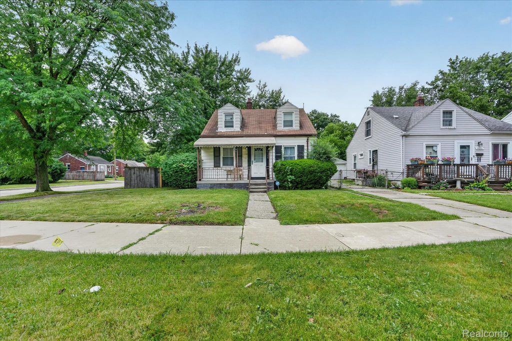 19209 Beaconsfield Street, Harper Woods city