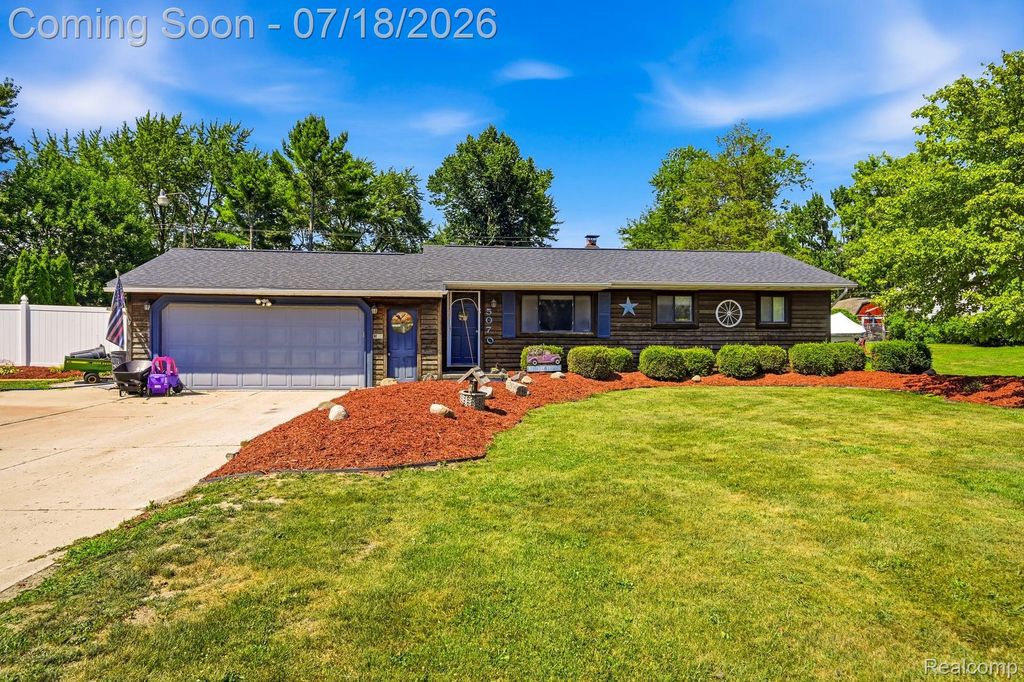 5070 Ray Road, Mundy township