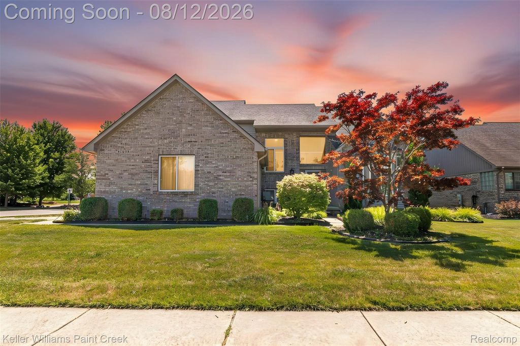 17576 Canvasback Drive, Macomb township