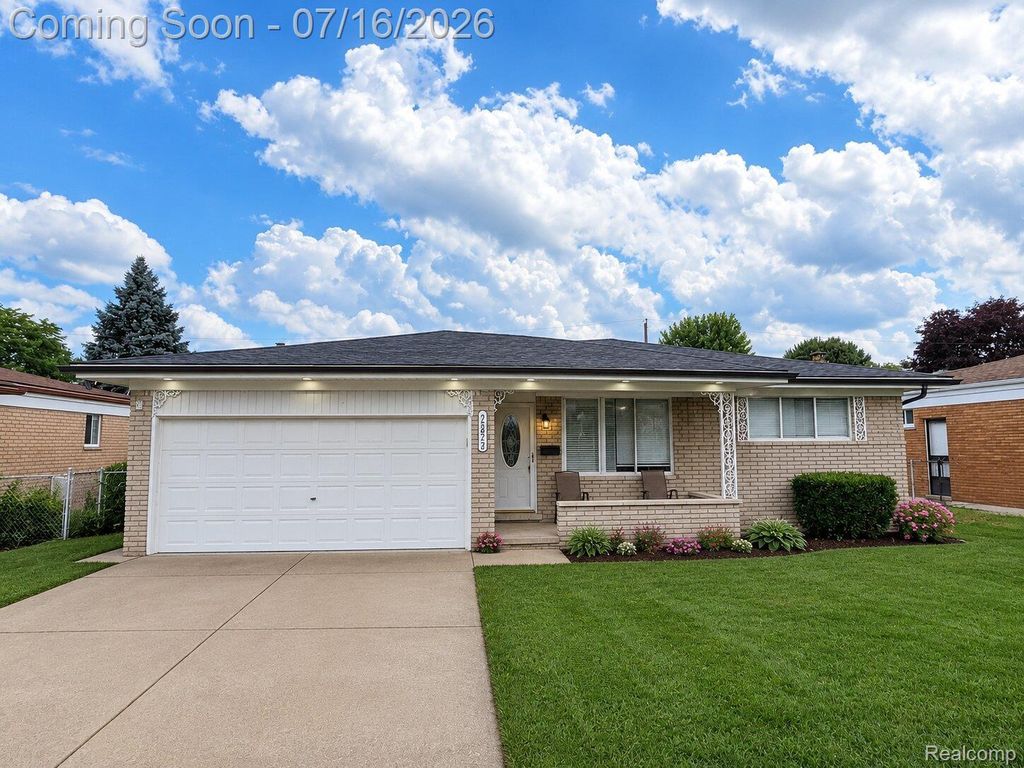 12872 14 Mile Road S, Warren city