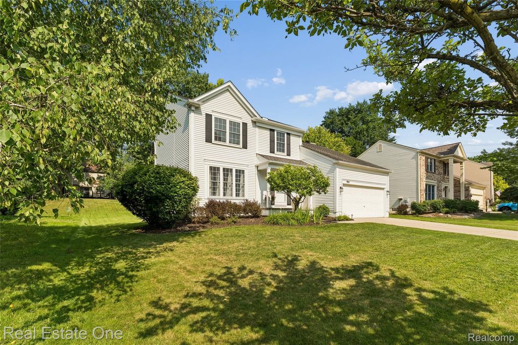763 Whitney Drive, Rochester Hills city