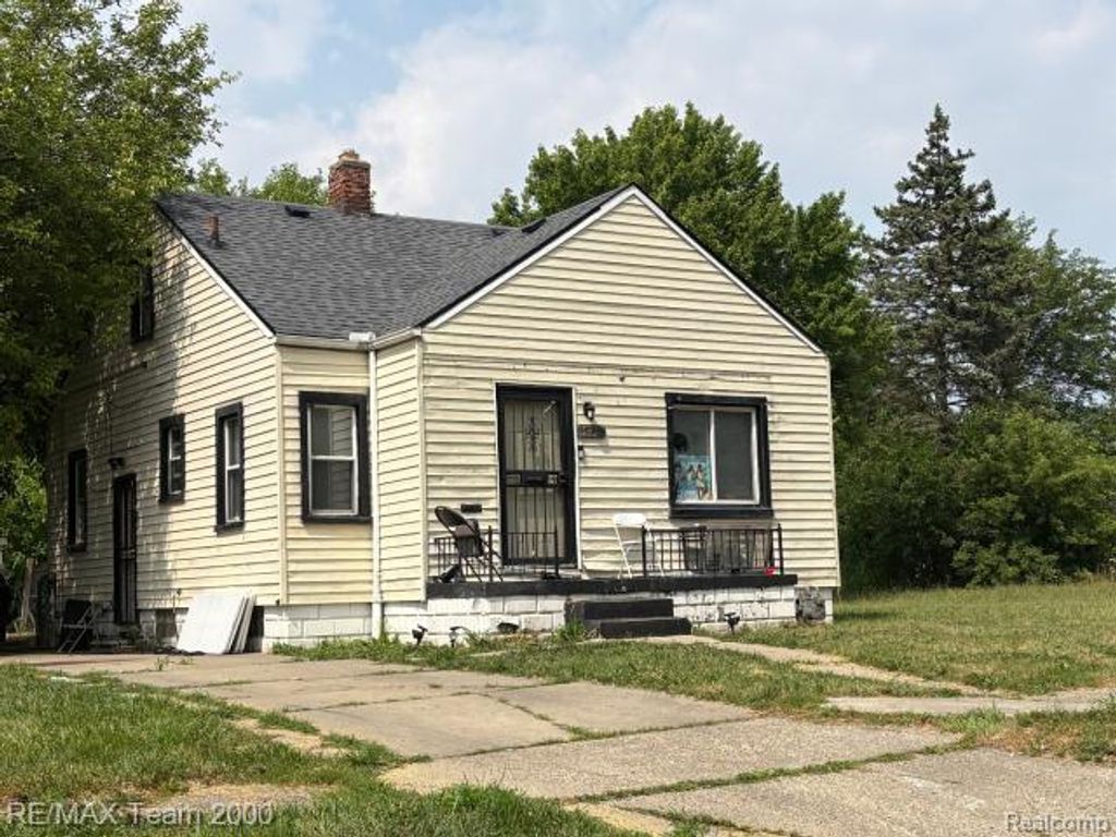 15245 Novara Street, Detroit city