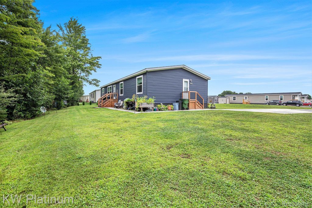 6154 Birch Creek Court, Kimball township
