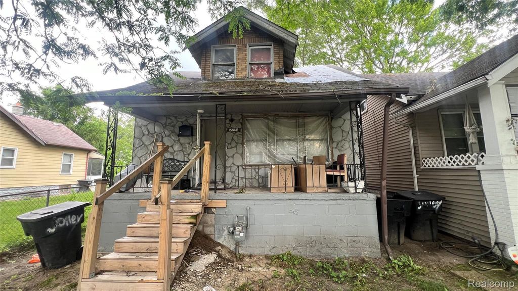 15868 Parkside Street, Detroit city