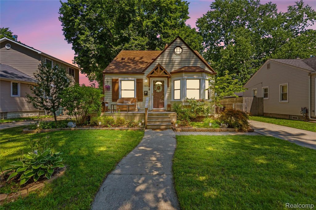 1616 N Vermont Avenue, Royal Oak city