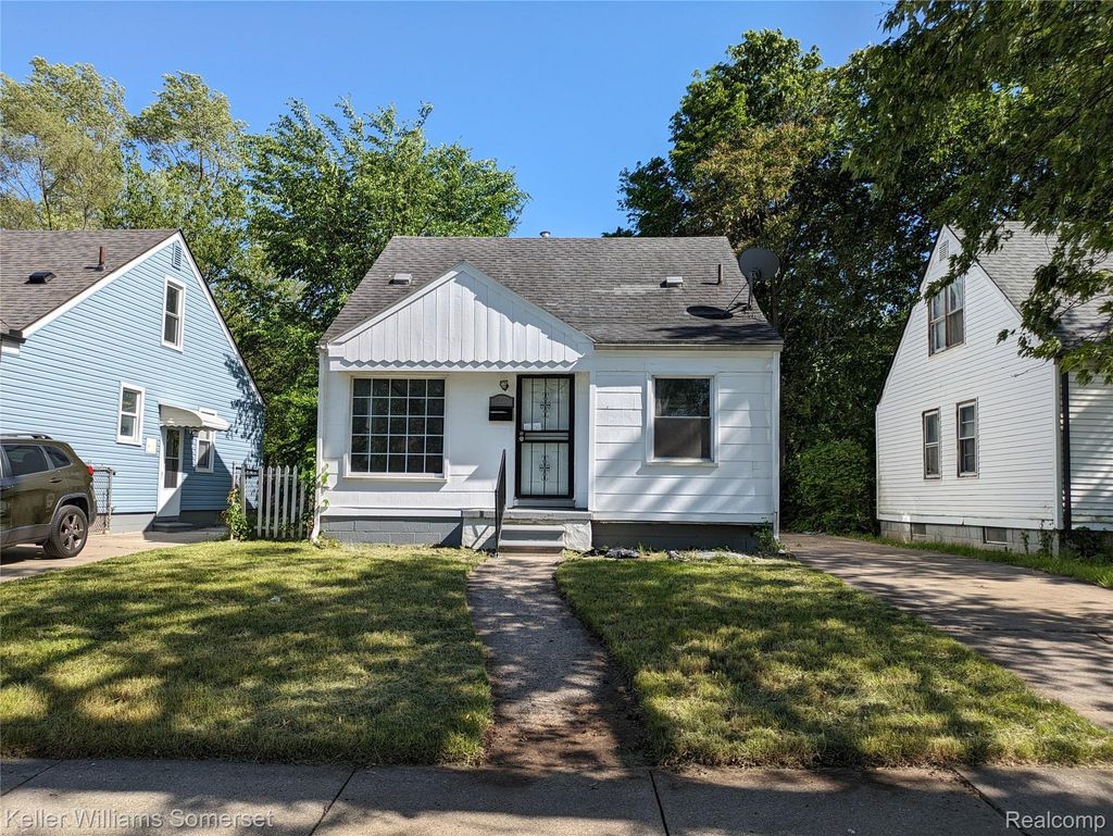 26671 W Hills Drive, Inkster city