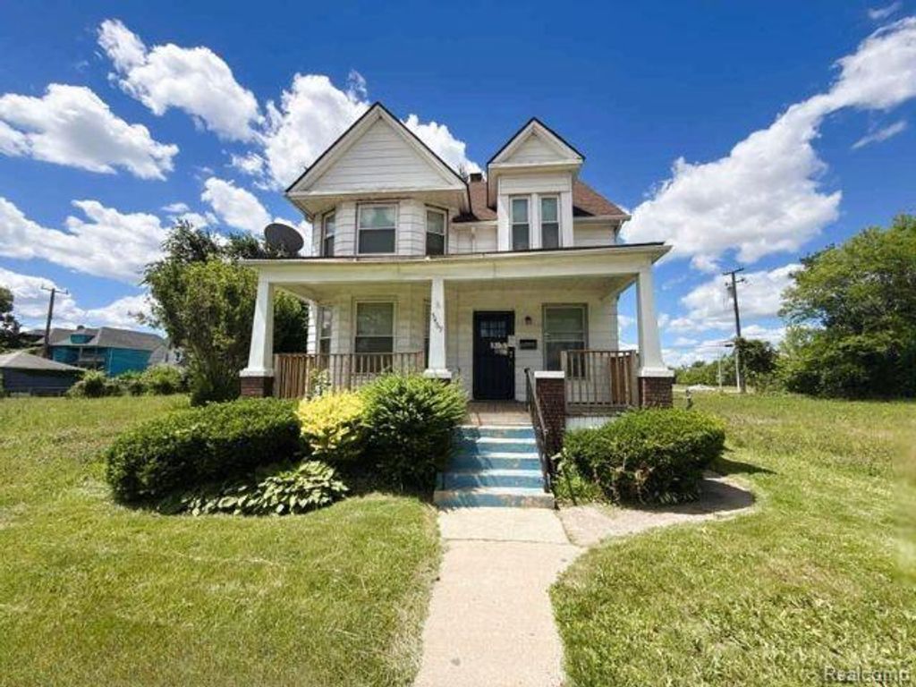 5469 Seneca Street, Detroit city