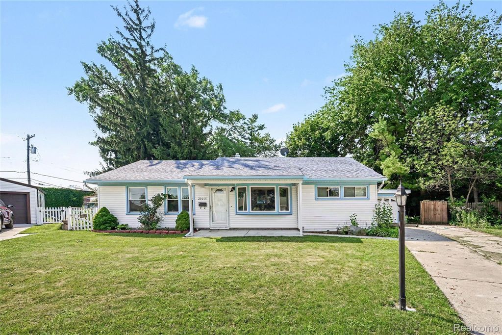 29655 Winter Court, Garden City city