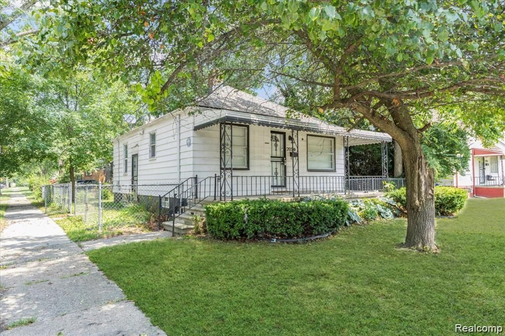 20550 Tireman Street, Detroit city