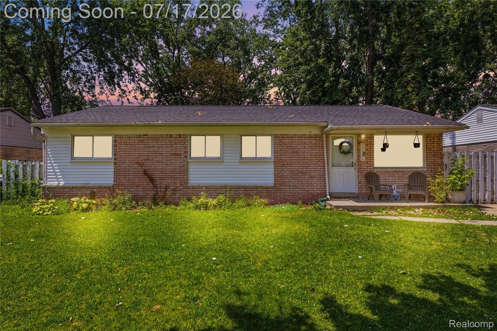 15166 Kerstyn Street, Taylor city