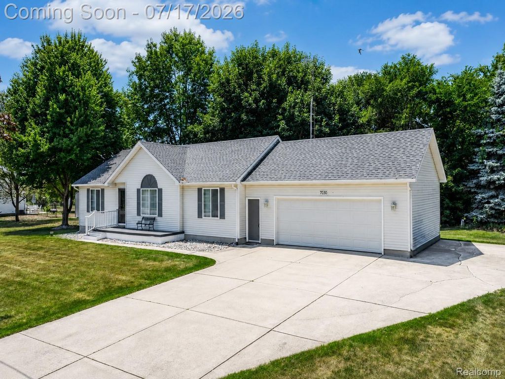 7030 Jennings Road, Mundy township