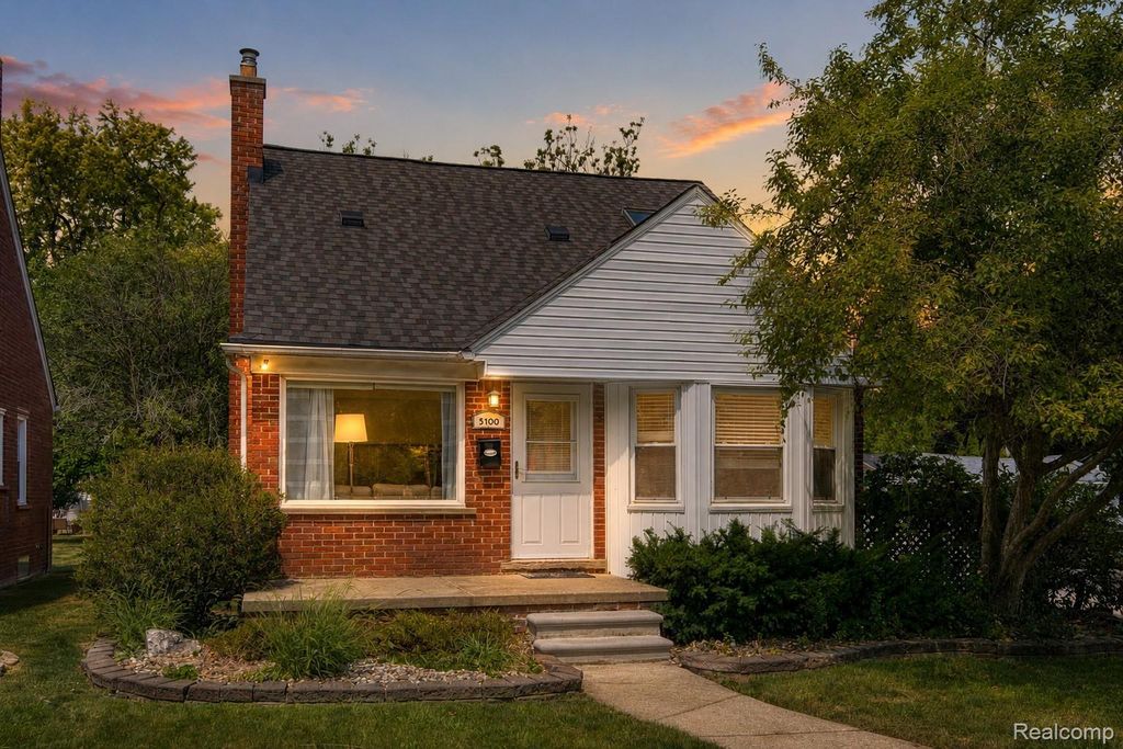 3100 Edgewood Street, Dearborn city