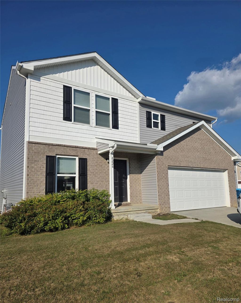 4226 Wild Goose Drive, Mundy township