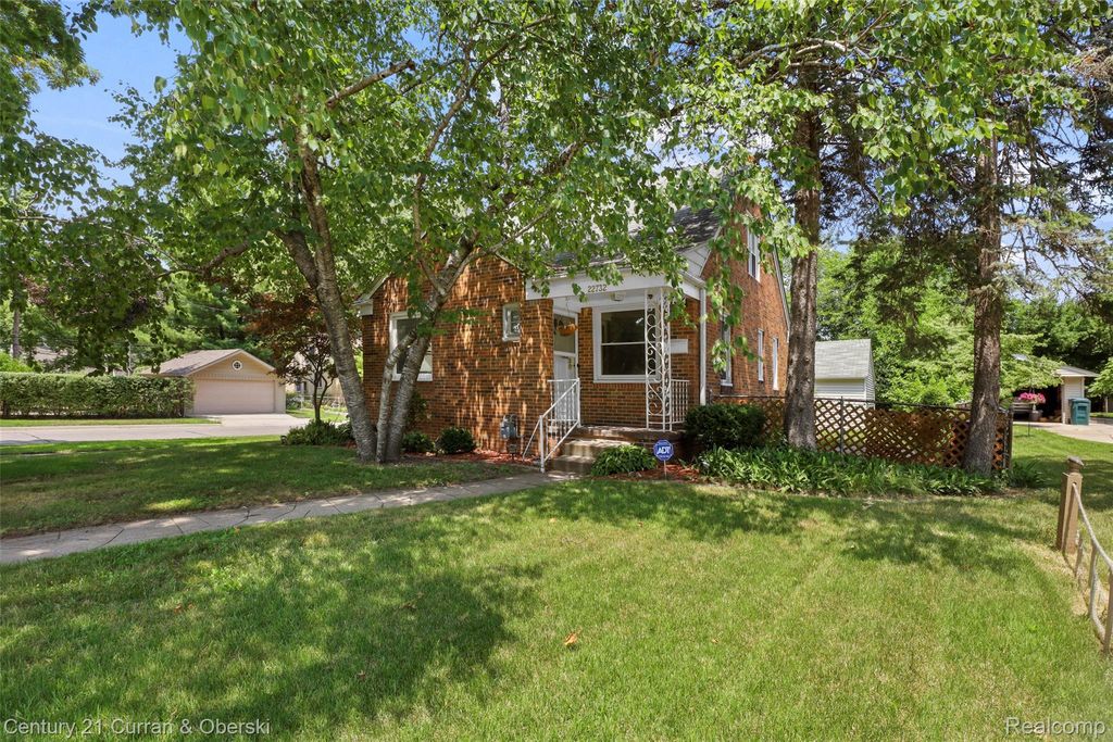22732 Madison Street, Dearborn city