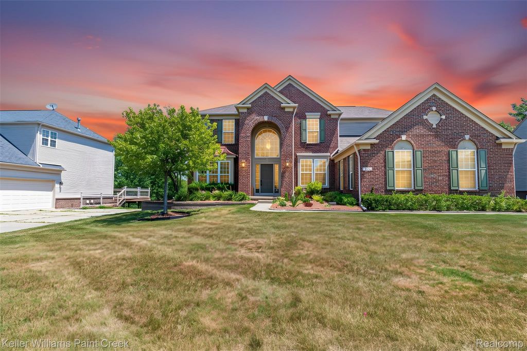 6423 Moonstone Drive, Grand Blanc charter township