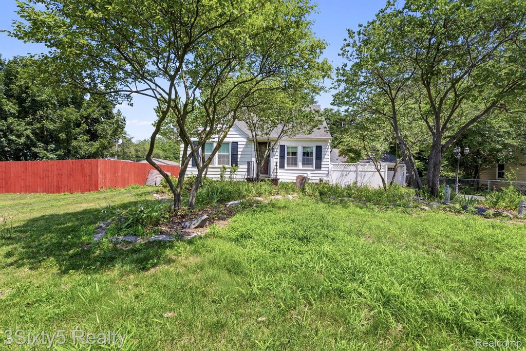13599 S Huron River Drive, Romulus city